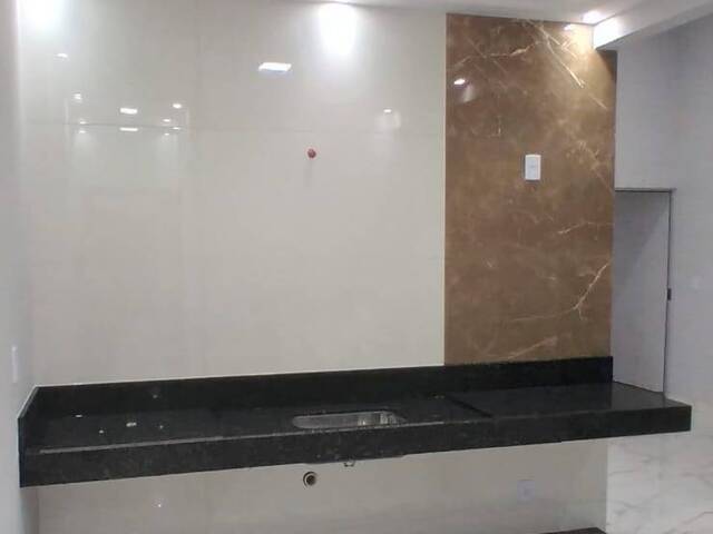 Casa para Venda em Goiânia - 4