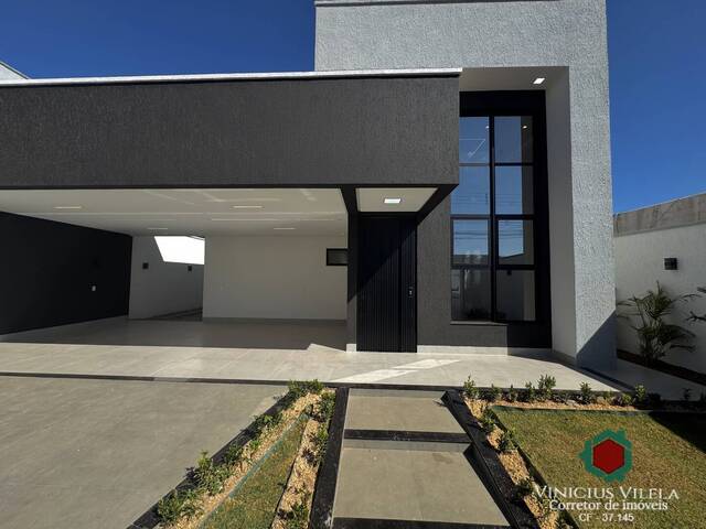 #1102 - Casa para Venda em Goiânia - GO - 2