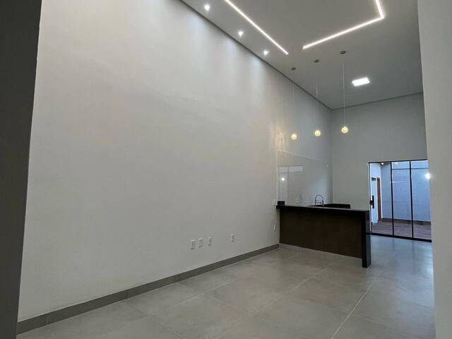 #1104 - Casa para Venda em Goiânia - GO - 3