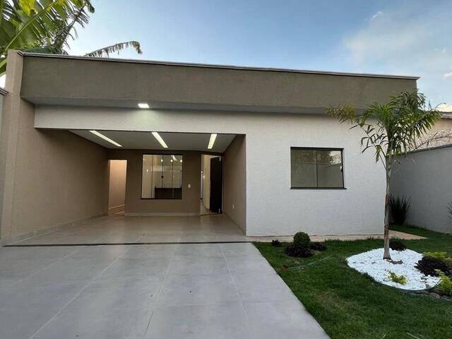 #1104 - Casa para Venda em Goiânia - GO - 1