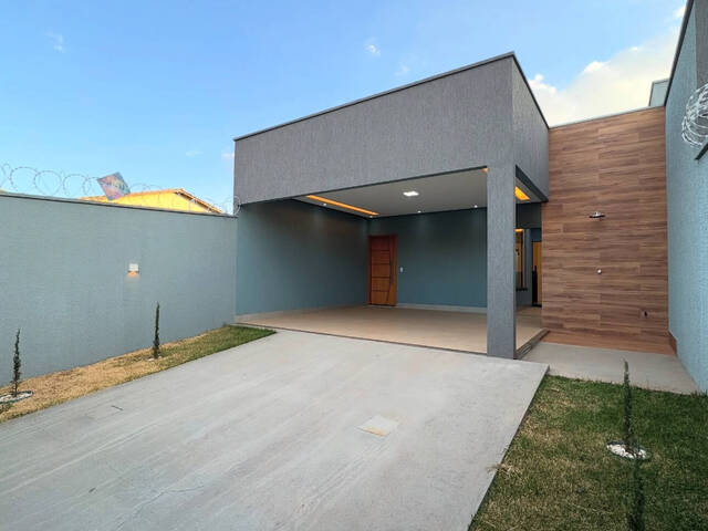 #1109 - Casa para Venda em Aparecida de Goiânia - GO