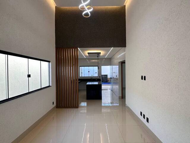 #1112 - Casa para Venda em Goiânia - GO - 3