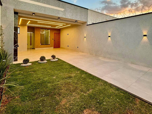 #1122 - Casa para Venda em Aparecida de Goiânia - GO - 1