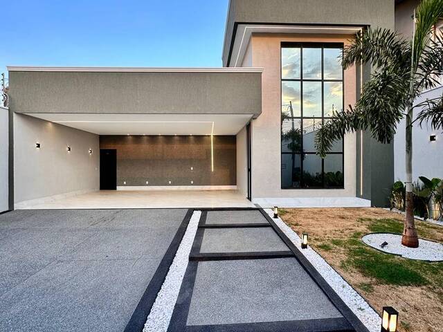 #1121 - Casa para Venda em Goiânia - GO - 2