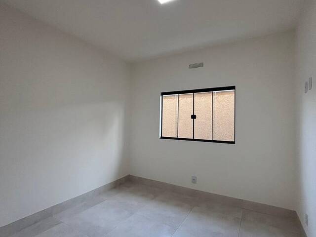 Casa para Venda em Aparecida de Goiânia - 4