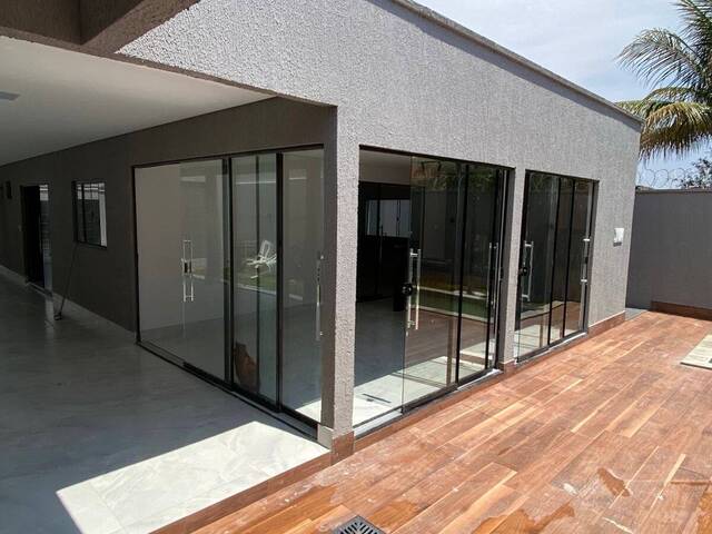 #1132 - Casa para Venda em Aparecida de Goiânia - GO - 2