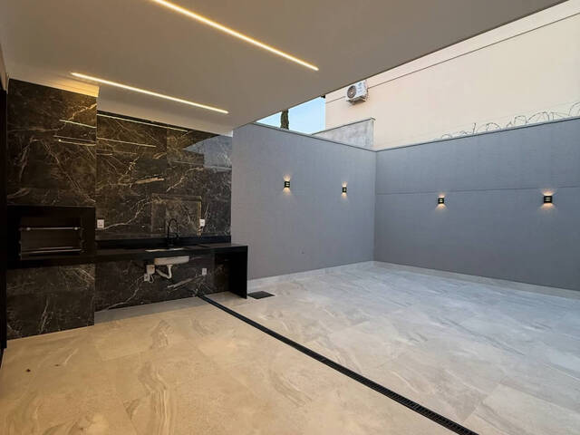 Casa para Venda em Goiânia - 4