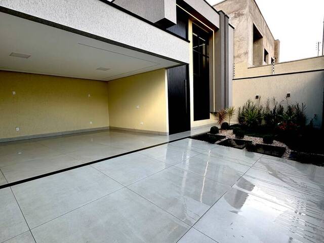 #1149 - Casa para Venda em Goiânia - GO - 2