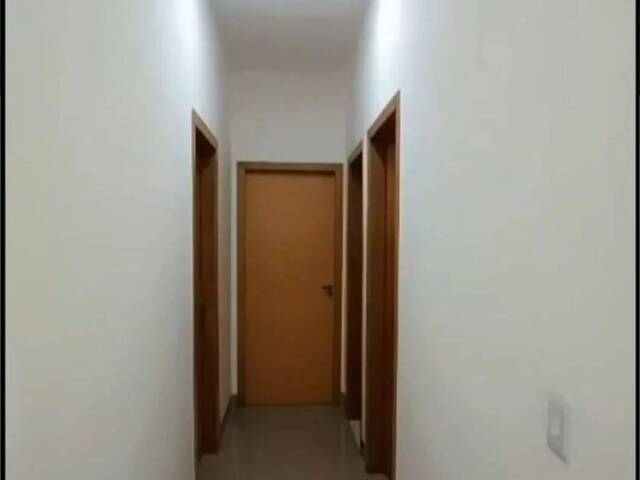 Casa para Venda em Aparecida de Goiânia - 5