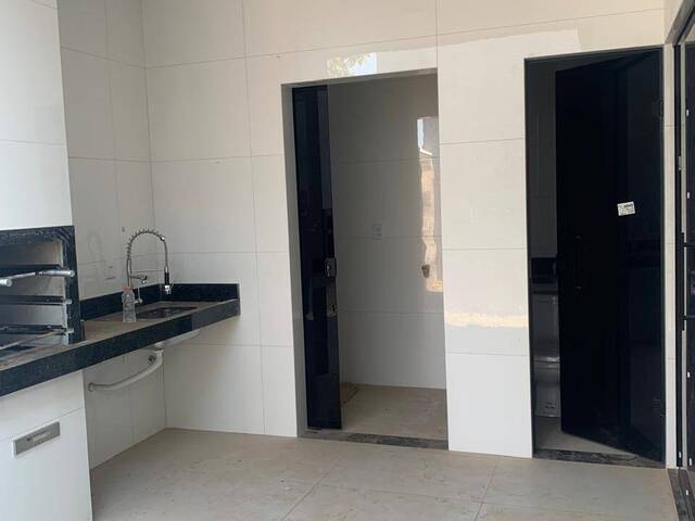 Casa para Venda em Aparecida de Goiânia - 5