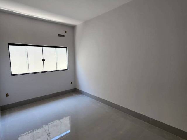 Casa para Venda em Aparecida de Goiânia - 4