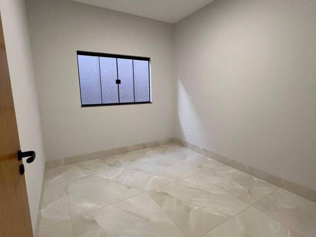 #1164 - Casa para Venda em Aparecida de Goiânia - GO - 2