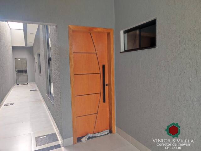 #1202 - Casa para Venda em Aparecida de Goiânia - GO - 3
