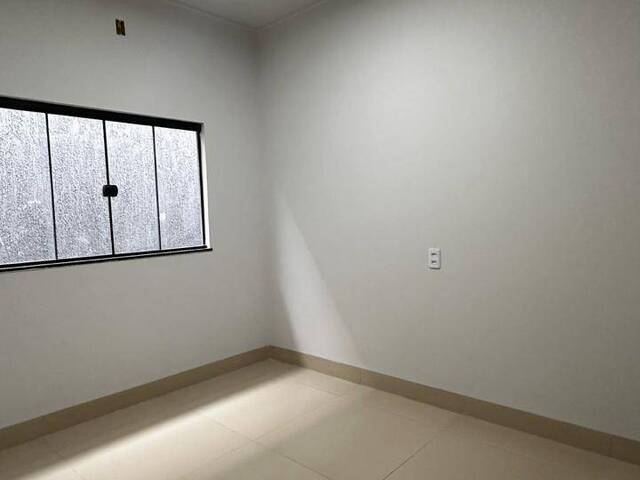 Casa para Venda em Aparecida de Goiânia - 5