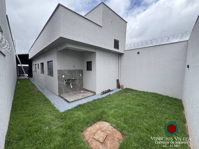 #1207 - Casa para Venda em Aparecida de Goiânia - GO - 2