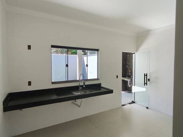 Casa para Venda em Aparecida de Goiânia - 5