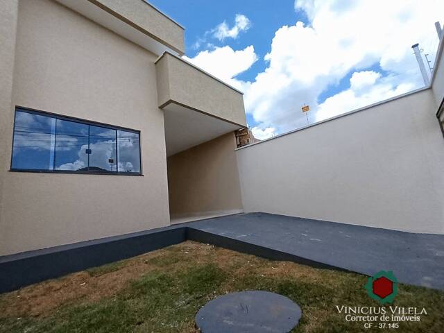 #1211 - Apartamento para Venda em Aparecida de Goiânia - GO - 2