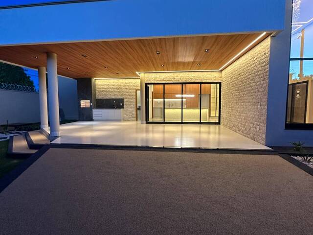 Casa para Venda em Goiânia - 3