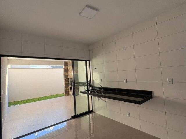 Casa para Venda em Goiânia - 4