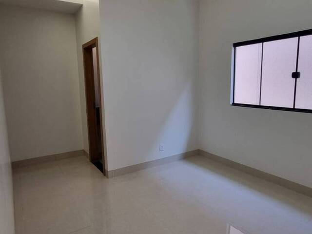 Casa para Venda em Goiânia - 2