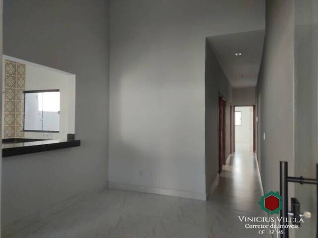Casa para Venda em Goiânia - 3