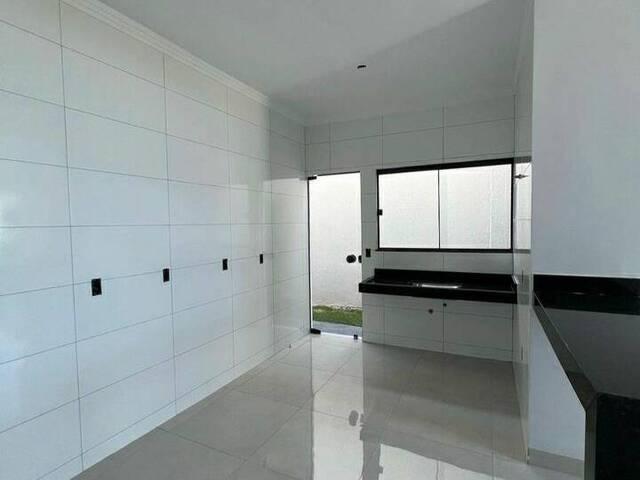 Casa para Venda em Aparecida de Goiânia - 3
