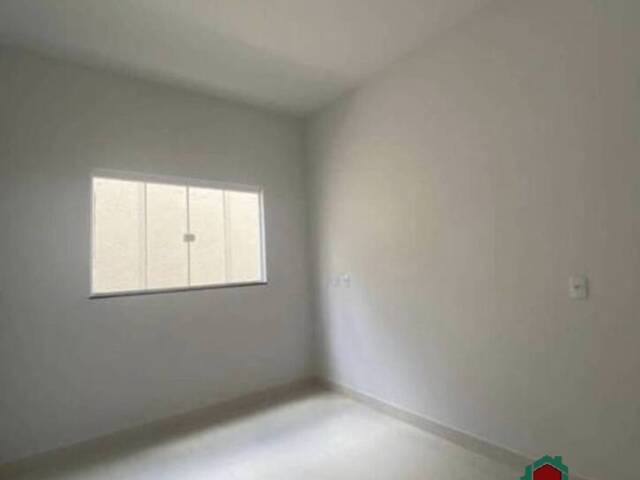 Casa para Venda em Goiânia - 3