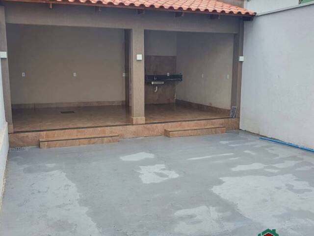 Casa para Venda em Aparecida de Goiânia - 3