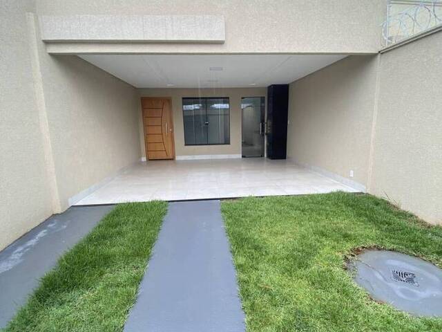 Casa para Venda em Goiânia - 3