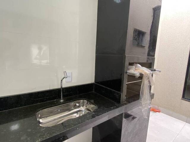 Casa para Venda em Goiânia - 3