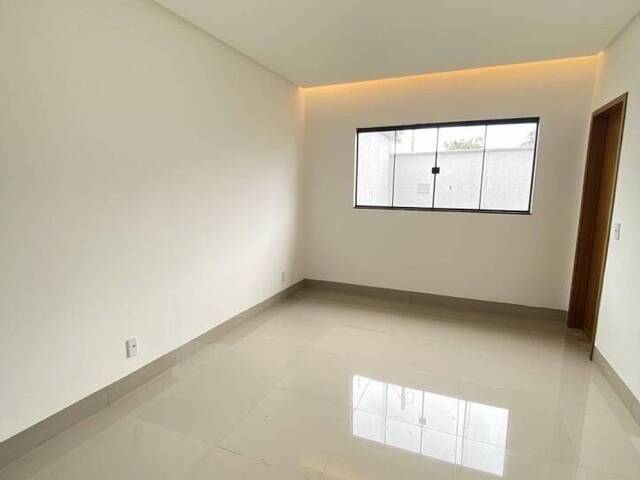 Casa para Venda em Goiânia - 4