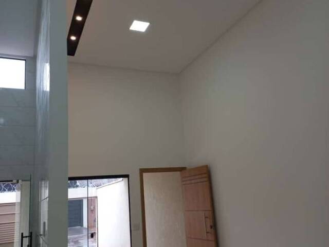 Casa para Venda em Goiânia - 5