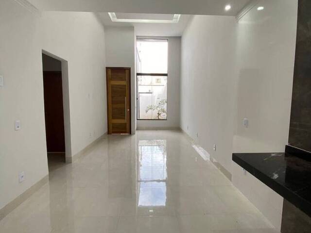 Casa para Venda em Goiânia - 4