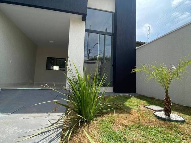 Casa para Venda em Goiânia - 3