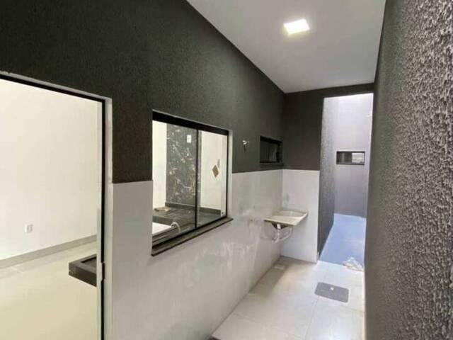 Casa para Venda em Goiânia - 3