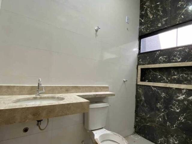 Casa para Venda em Goiânia - 5