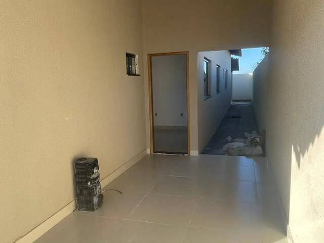 Casa para Venda em Aparecida de Goiânia - 3