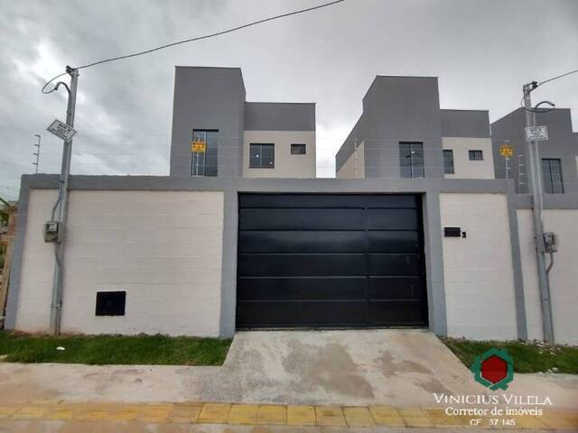 Sobrado para Venda em Goiânia - 4
