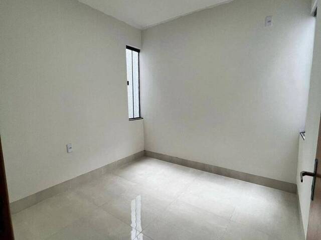 Casa para Venda em Goiânia - 4