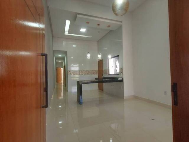 Casa para Venda em Goiânia - 5