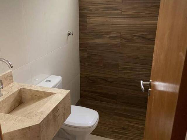 Casa para Venda em Goiânia - 4