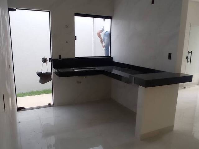 Casa para Venda em Aparecida de Goiânia - 3