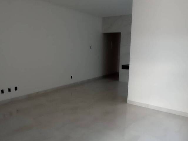 Casa para Venda em Aparecida de Goiânia - 4