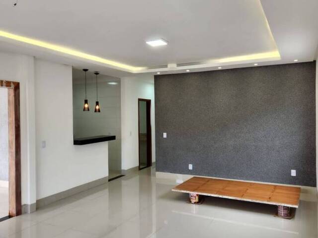 Casa para Venda em Goiânia - 5