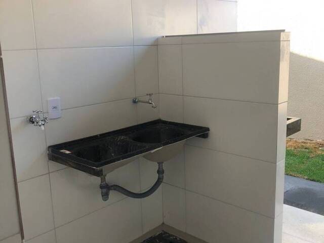 Casa para Venda em Aparecida de Goiânia - 3