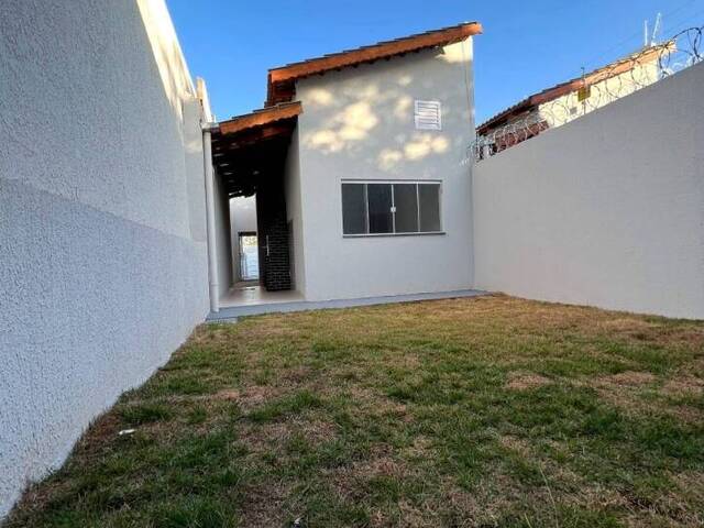 Casa para Venda em Goiânia - 5