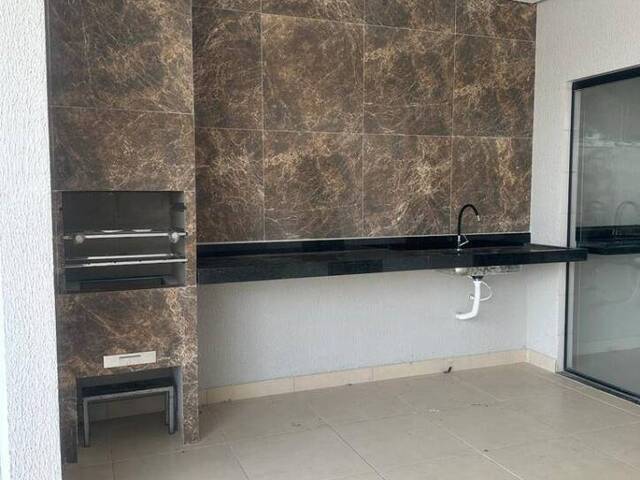 Casa para Venda em Aparecida de Goiânia - 3