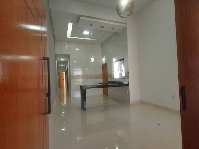 Casa para Venda em Goiânia - 2