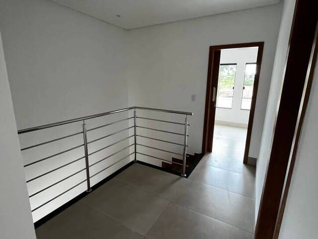 Casa para Venda em Aparecida de Goiânia - 4