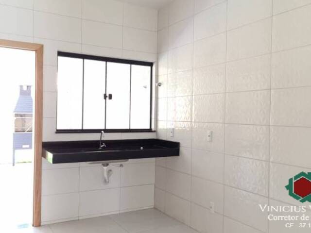 Casa para Venda em Aparecida de Goiânia - 2